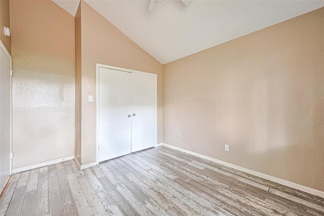 Building Photo - 2907 Waypark Dr