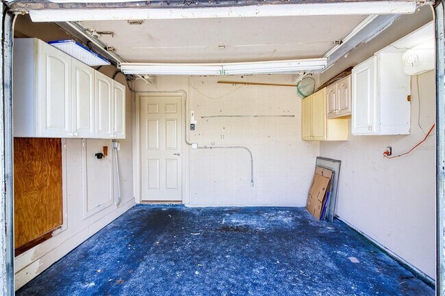 Building Photo - 121 Lagoon Ct