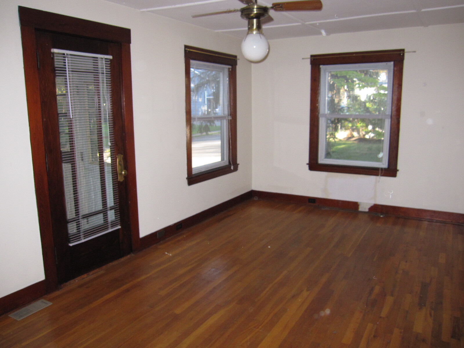 Building Photo - 5 Belvidere Way