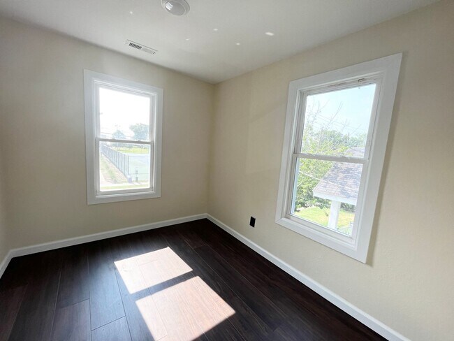 Building Photo - 309 Harney St