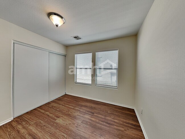 Building Photo - 17182 N 184th Drive