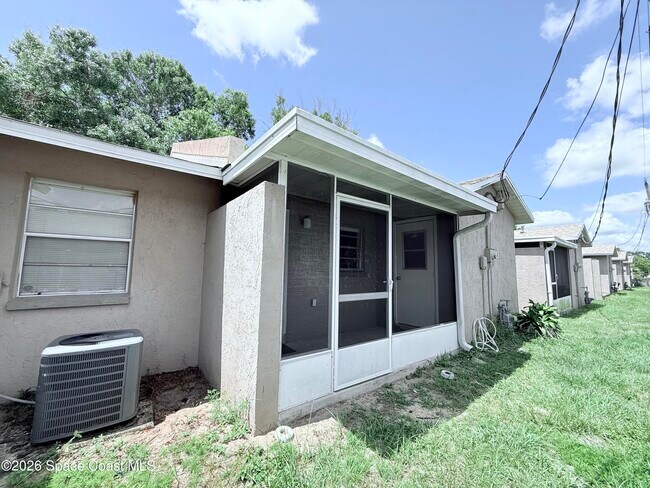Building Photo - 3225 Murrell Rd