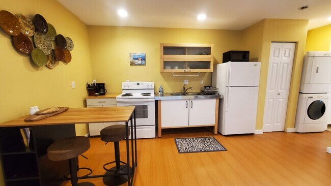 Full Kitchen - 21680 Seacrest Ave NE