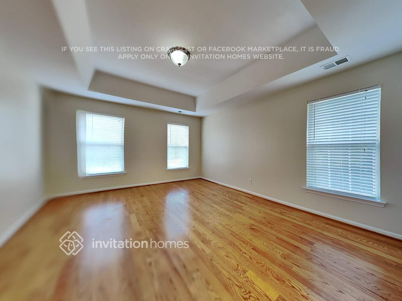 Building Photo - 8737 Londonshire Dr