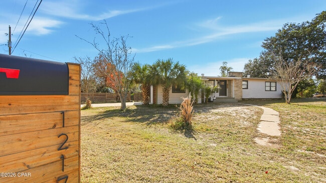 Building Photo - 1217 Buena Vista Blvd