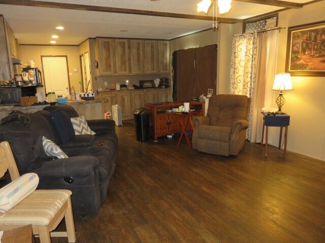 Building Photo - 12715 Aspen Dr