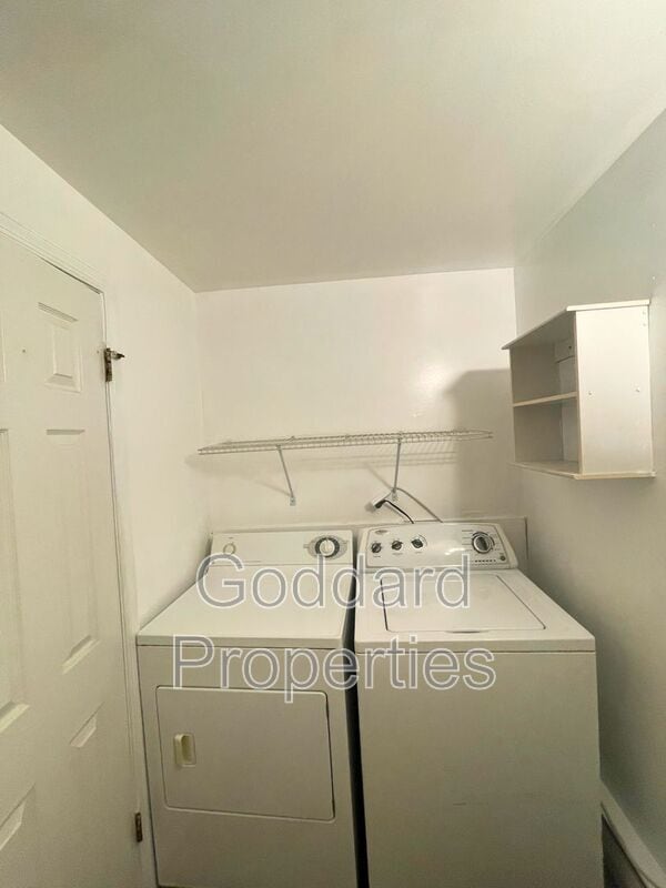 Building Photo - 1436 Light St