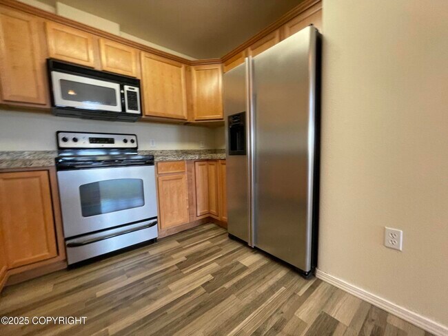 Building Photo - 11351 Discovery View Dr