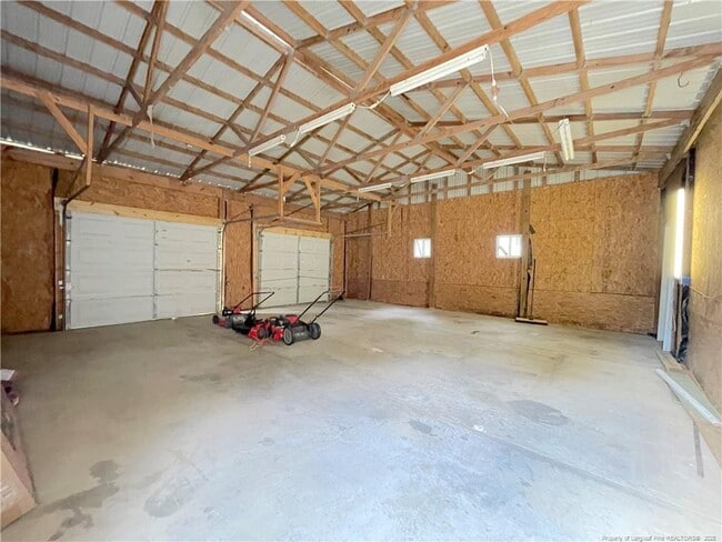 Building Photo - 140 Gibbs Rd