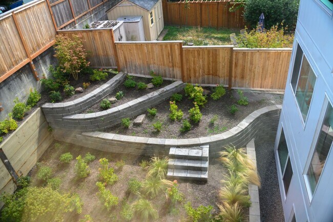 Building Photo - 1Bd/1Ba Seattle Condo