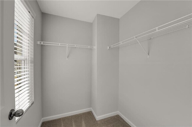 Building Photo - 1280 Jordan Brook Dr