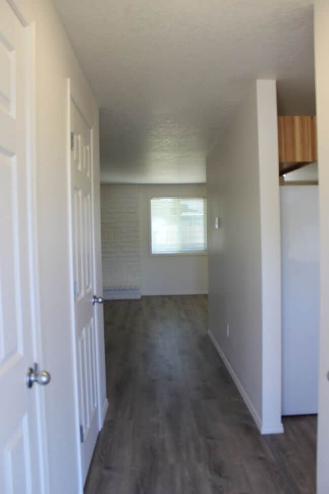 Building Photo - 3 Bed 2 Bath Hillsboro Ranch