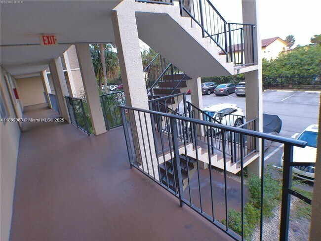 Building Photo - 2601 NW 48th Terrace