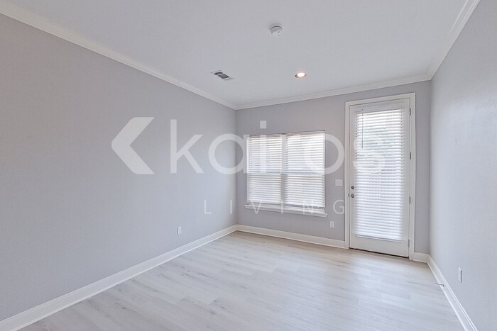 Building Photo - 7313 Mosley St