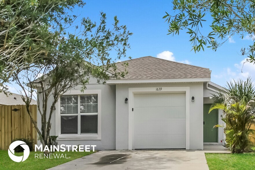 Building Photo - 1639 Ridge Pointe Dr