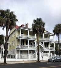 Building Photo - Ideally Located Three Bedroom on Calhoun S...
