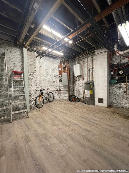 Building Photo - 45 Old Harbor St