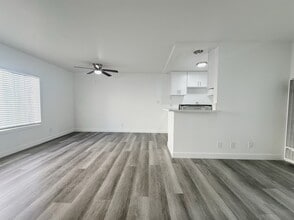 Building Photo - 4037 McLaughlin Avenue