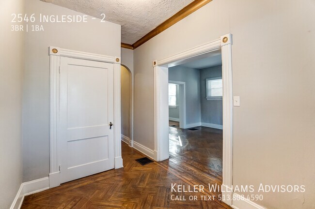 Building Photo - 2546 Ingleside-2
