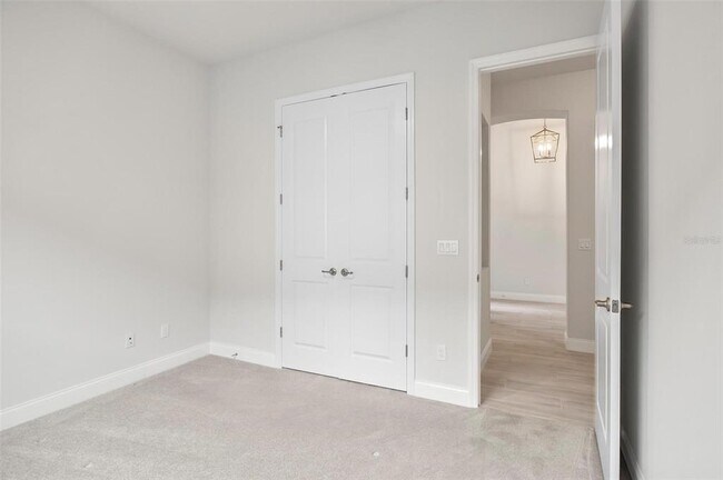 Building Photo - 128 Del Palma Dr