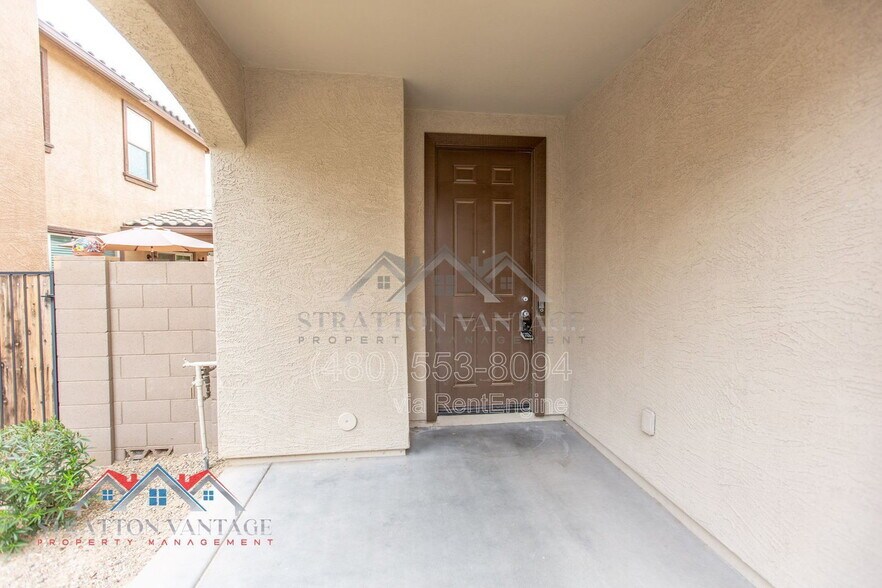 Building Photo - 11689 N 166th Dr