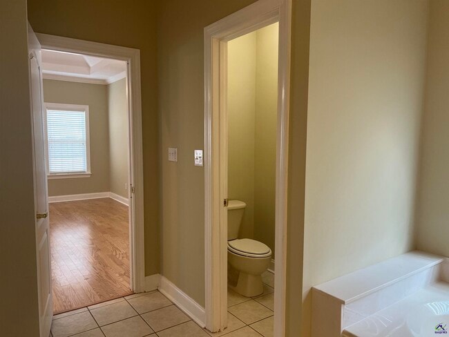 Building Photo - 104 Prestige Dr