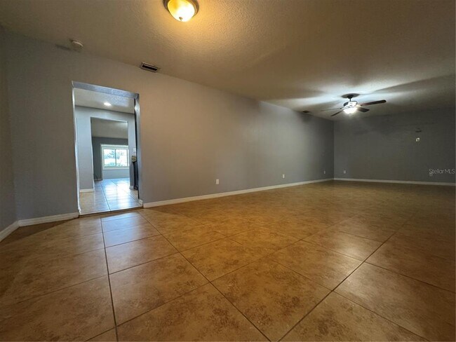 Building Photo - 511 Carolina Ave