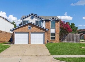 Building Photo - 2068 Sienna Trail