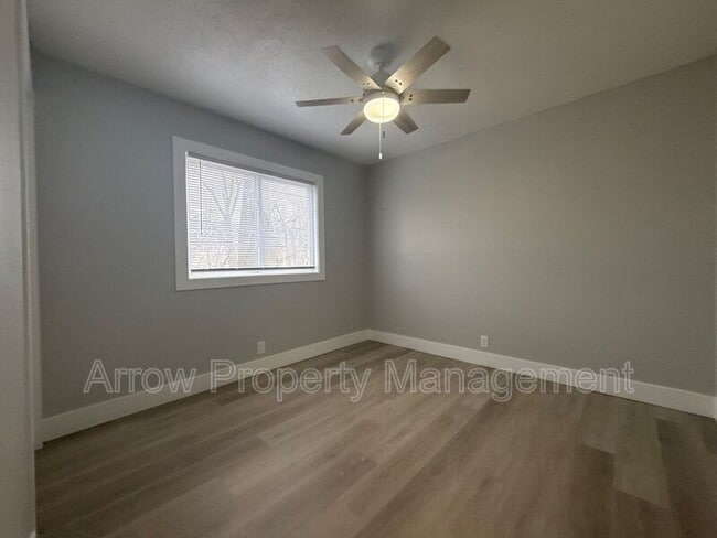 Building Photo - 1010 N 16th St