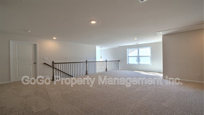 Building Photo - 208 Reynard Trl
