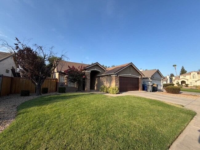 Building Photo - 2785 E Shea Dr