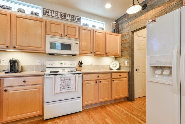 Building Photo - 2 Bedroom 2 Bath home in Observatory Village