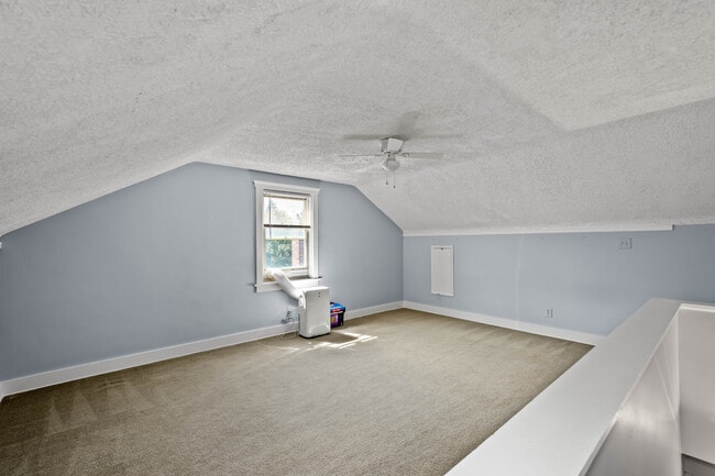 Building Photo - 161 Morrison Dr