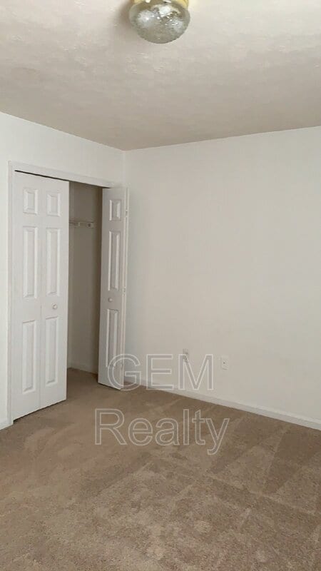 Building Photo - 9824 Coventry Creek Dr