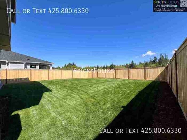 Building Photo - Make It Yours: Brand New Spacious Living i...