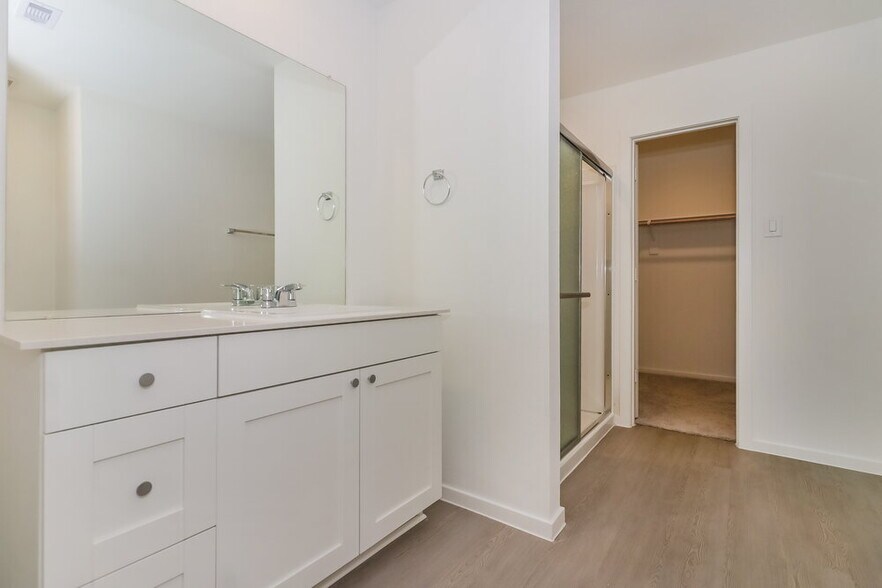 Building Photo - 460 San Miguel Crk Dr