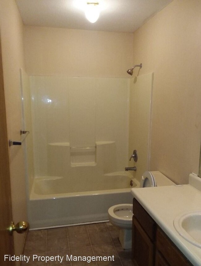 Building Photo - 2 br, 2 bath House - 111 Mills Road