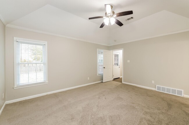 Building Photo - 4851 Harvest Knoll Ln
