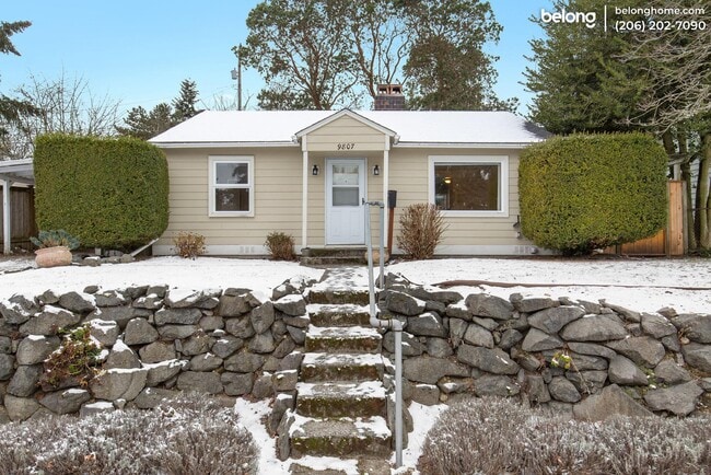 Building Photo - 9807 32nd Ave SW