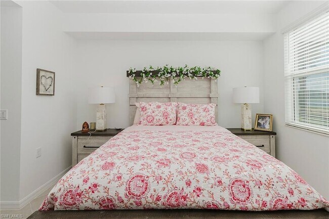 Building Photo - 5555 Double Eagle Cir