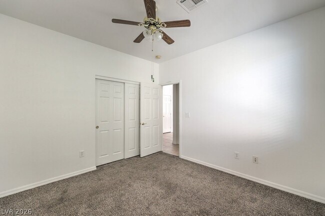 Building Photo - 5389 Progresso St