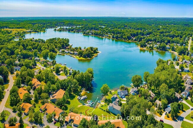 Building Photo - 7033 S Cannon Pl Dr