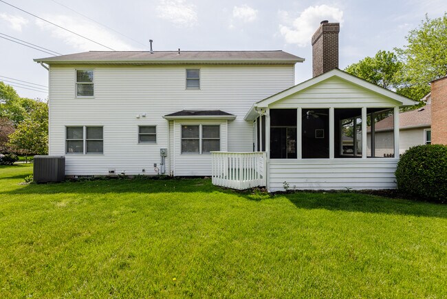 Building Photo - 5558 Parker Hill Ln