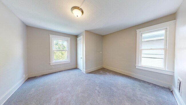 Building Photo - Brooklyn Center - 3 Bedroom Single Family ...