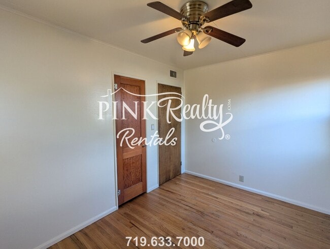 Building Photo - 554 Asbury Pl
