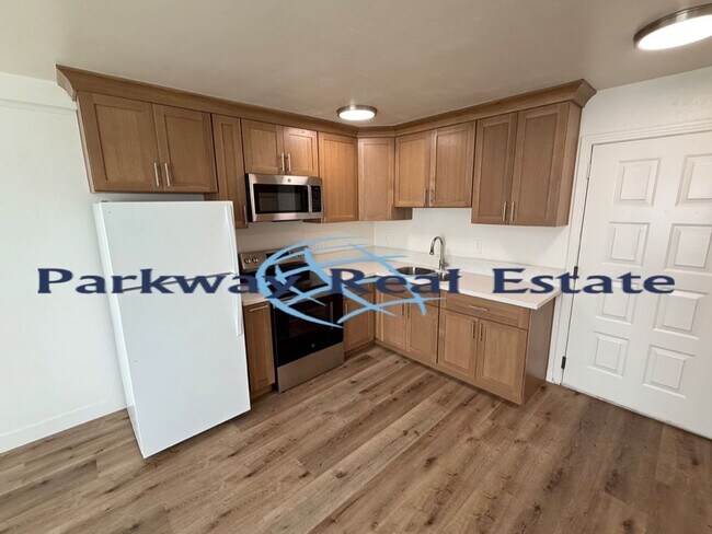 Primary Photo - Penthouse Condo in 55+ Community