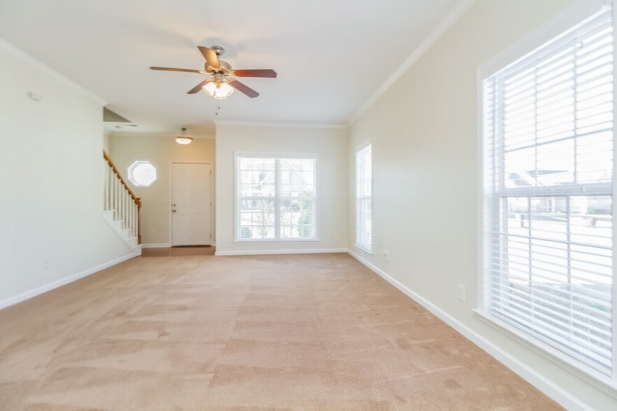 Building Photo - 3432 Hamberton Cir