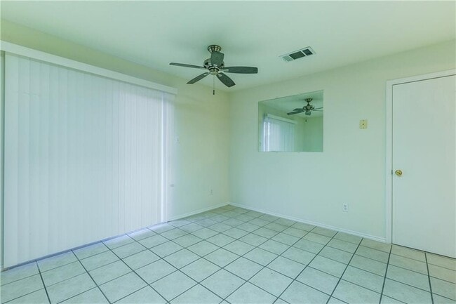 Building Photo - 17302 Dashwood Creek Dr