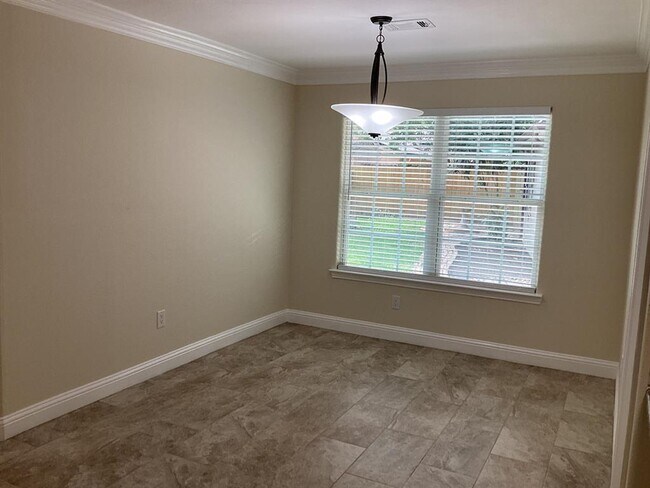 Building Photo - 15311 Empanada Dr