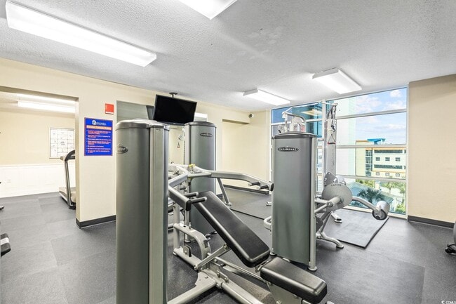 Building Photo - 5200 N Ocean Blvd